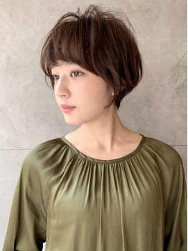 アヴァロン(AVALON) 前髪からふんわり立ち上がる魅力大人ショート◎