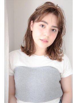 ネオリーブ チロル 横浜西口店(Neolive CiroL.) 耳かけ　大人外ハネボブ　アッシュブラウン