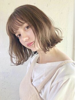 あなたのライフスタイルに合わせた提案で扱いやすさが変わる！雰囲気・服装を彩るヘアスタイルを☆