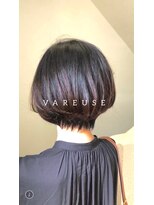 ヴァルーズ(VAREUSE)&nbsp;20代、30代、40代大人可愛い小顔丸みシュートボブ