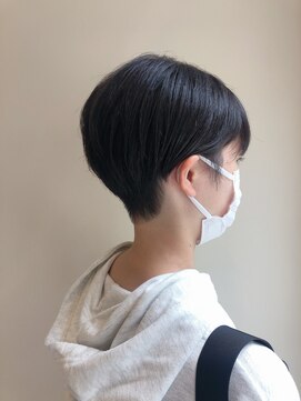 デイリリーバイアメリア 川西店(daylily by Ameria) 刈り上げショート→白井　涼貴