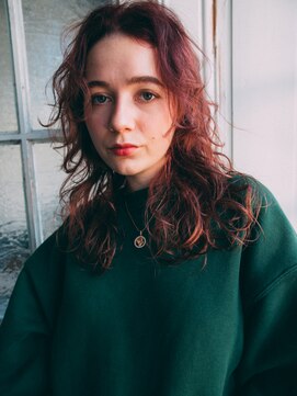 ヘアーアンドネイル ビーロード(Hair&Nail B Road) カシスレッドカラー