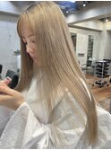 ミディアムヘアグレージュカラーデザインカラーシルキーベージュ