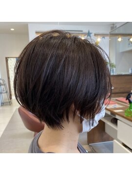 アース 長崎時津店(HAIR&MAKE EARTH) くびれショート