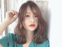 さりげない瞬間の可愛い、クールなヘアスタイルをご提案☆