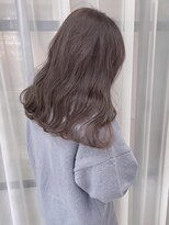 シー(shii..)&nbsp;《shii..》#ナチュラルヘア#くすみベージュ