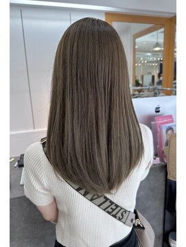 ユニ バイ マグ 長野店(Uni.by Mag) 20代30代40代シークレットハイライト透明感オリーブベージュ