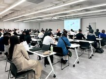 美容業界で講習や薬剤開発にも携わる実力派