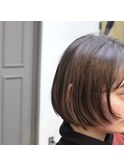 春に向けて軽やかフェイスレイヤーボブ