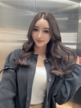 ラピス 渋谷本店(Lapis) レイヤーカット/ホワイトグレージュ/ミニウルフチェリーブラウン