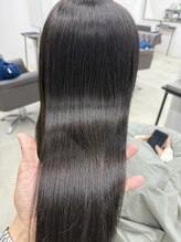 髪質、ダメージレベル、髪の体力の見極めが一番大切です。