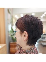 髪質改善☆髪のお悩みに根本から向き合う独自のアプローチで、あきらめていた美髪を叶えます。