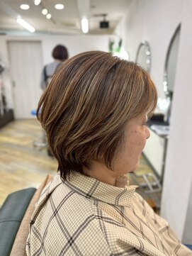 ミディアムボブ