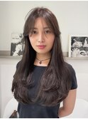 レイヤーカット×オリーブグレージュ