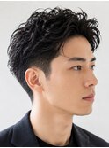 大人メンズビジネスショートニュアンスパーマツーブロック