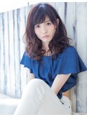 暗髪ミディアム