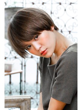 メルクマール(MERKMAL) 小顔マッシュショート。