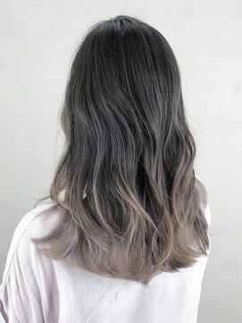 アイティー バイ アルバム 浦和店(IT by ALBUM) グレーグラデーション_ココアブラウンフリンジウェーブ_ba296162