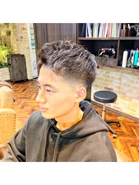 モナン 新宿(Monan) 【王道】0.5mmフェードスタイル