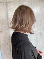 ラル 立川(lar)&nbsp;外ハネボブアッシュベージュ_エアリーミディショートパーマ