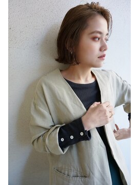 ブゾン(buZon) 【buZonブゾン】あごラインラフミニボブ