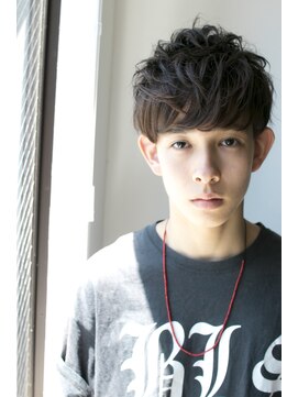 アントワープトーキョー(antwerp TOKYO) 『力石サトシ』波巻き束感ショートツーブロックマッシュ