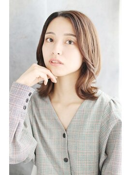 シャンティ 目白(SHANTi) セミロング_華やかカールのヨシンモリスタイル