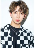 ブリーチ パーマ 波巻きパーマ センターパート メンズヘア 学割