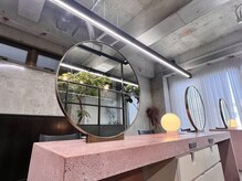 ユニオンリット(Union lit)の雰囲気（お顔を綺麗に見せてくれるセット面[ブリーチ,ダブルカラー]）