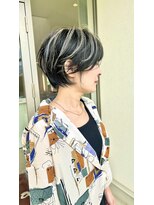 ヘアーデザイン イーエックスターバン(Hair Design ex Turban) ハイライトで大人綺麗なショートヘア