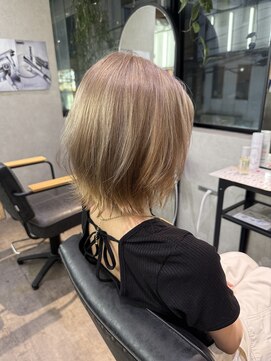 ゼスト クレス(ZEST Cres) 【立川CRES吉岡俊】バッサリカットでラベンダーベージュへ