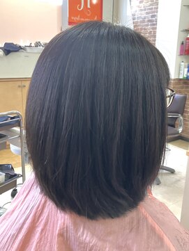 カットハウス はさみの部屋 レイヤーボブ/縮毛矯正/