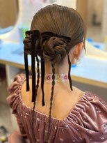 ヘアアレンジメント ボガスティーズ 溝の口店(Hair arrangement Vogusty's)&nbsp;ツイン団子/推し活/ブライダル/デート