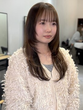 エラ(Ella) レイヤーカット×セクションカラー(ブリーチなし)