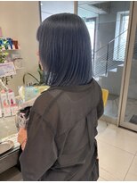 ステラ ヘア デザイン サロン(STELLA hair design salon)&nbsp;透明感シルバーブルー×ミディアムボブ【浅野】