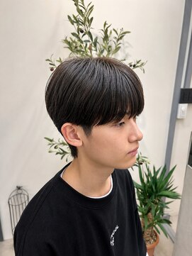 ユニ 江坂(Uni.) シースルーマッシュ　ラウンドマッシュ　曲がる縮毛矯正