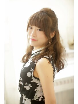 モンプ(momp) ゆるふわハーフアップ☆