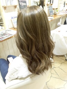 ケーアールツーエス 鳳店(KR2S) ☆ハイライトカラー☆【KR2S 鳳】sugar 072-260-3626