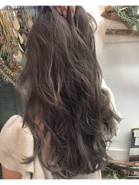 アクト(ACT) gray×beige　表参道