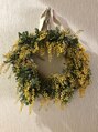 ココリュビ(COCO RUBIS) 頂いたミモザで、リースをハンドメイド。