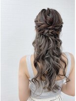 グランルッソ 岡山駅前(GRAN LUSSO)&nbsp;華やかハーフアップ