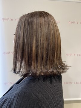 キャトルセゾン(quatre saisons) 立体感カラー×切りっぱなしミディ