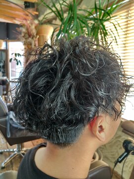 ロッソバイアルター 鎌取(ROSSO by aL-ter) マッシュパーマ/ウルフ/Ashブラック/カルマパーマ/鎌取/石橋