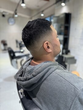 フランクスバーバーザスタンド(Frank’s barber the stand) クロップスキンフェードE