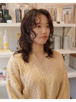 オルセン(OLSEN)&nbsp;セミロングパーマ　ゆるパーマ　レイヤーパーマ