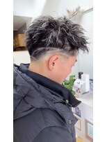 オリビアヘアー(OLIVIA HAIR) ホワイトハイライト×ツイストパーマ~メンズver~