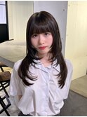 黒髪ロングレイヤー