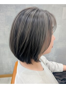 イル(iru) 白髪ぼかし/ハイライト/Miku