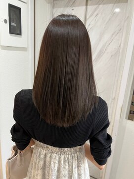 ロウ 町田(ROW) 働く大人女性の為のカット×カラー【ROW町田】