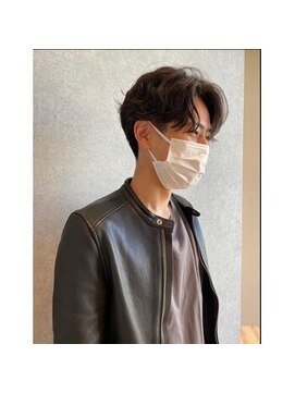 刈り上げセンターパート